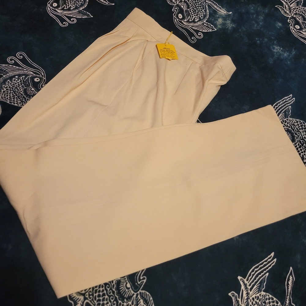 Vintage Alvena Tomin Ward Inc